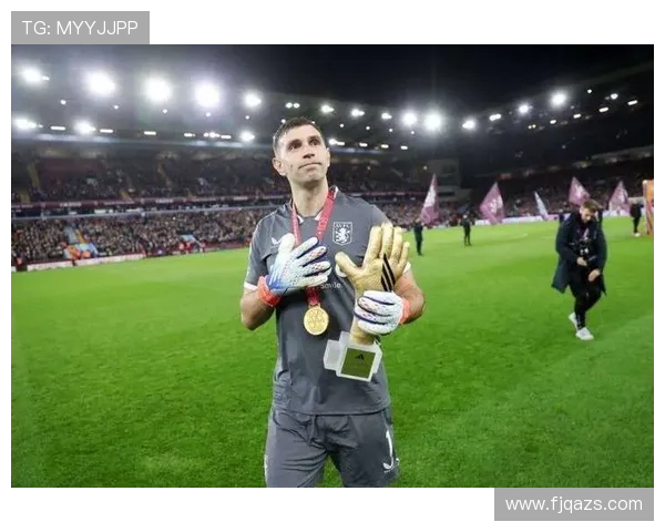 曼联马竞门将交易陷僵局 大马丁加盟与否取决于奥纳纳动向(2)